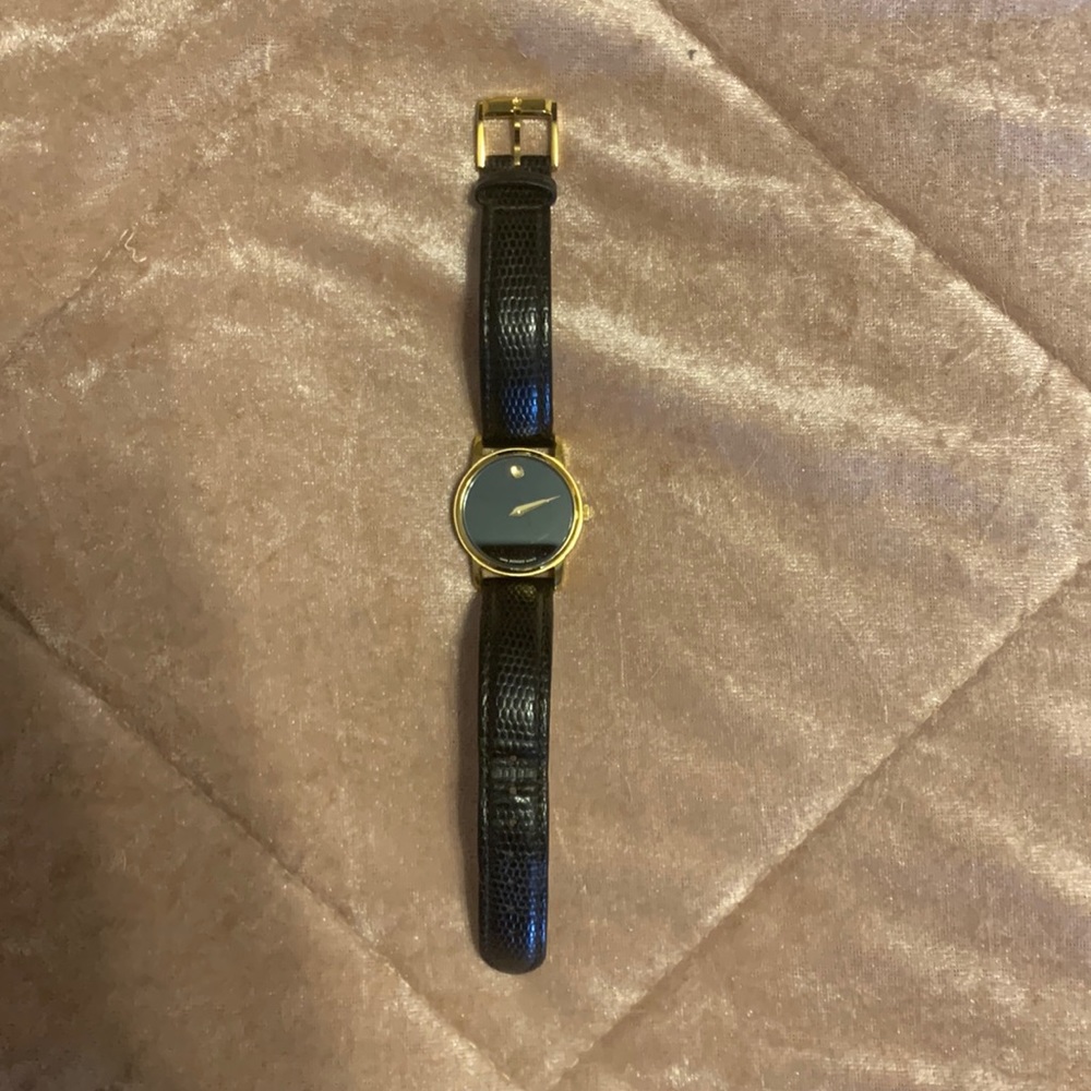 🎉Authentic Women’s Movado Watch🎉